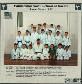 Class photo Juniors 1997 at St Pats dojo